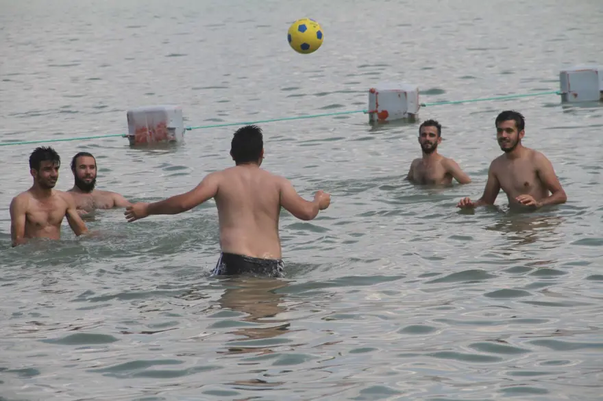 Ne Bodrum, ne Marmaris burası 'doğunun gizli denizi' Hazar Gölü 8