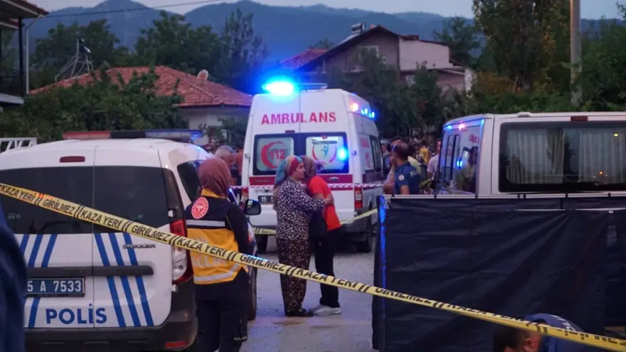 Baba-oğula kanlı pusu: İş yerlerinin önünde kurşun yağmuruna tutuldular 12
