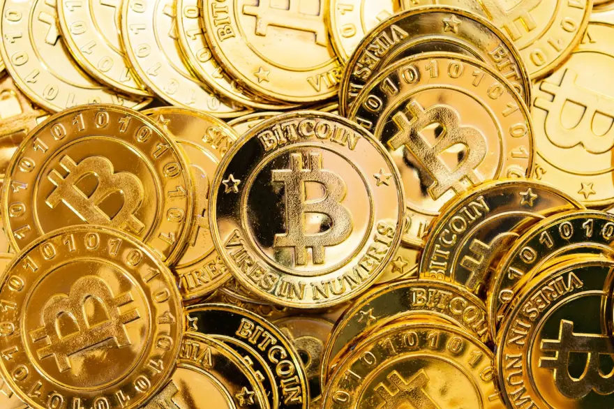 Bitcoin'de ralli devam ediyor: Tarihi zirveye ne kadar kaldı? 