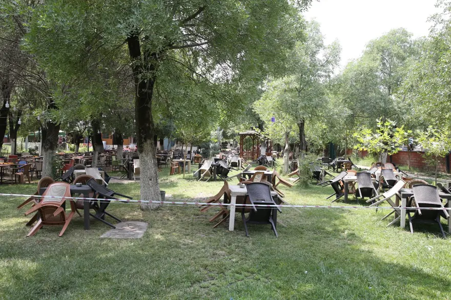 Hava 48 derece, cadde ve sokaklar bomboş: "Sıcaktan pişiyoruz" 2