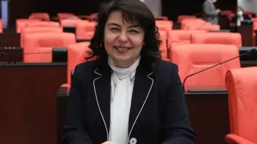 Jülide İskenderoğlu kimdir? AK Parti Çanakkale Belediye Başkan adayı Jülide İskenderoğlu'nun biyografisi