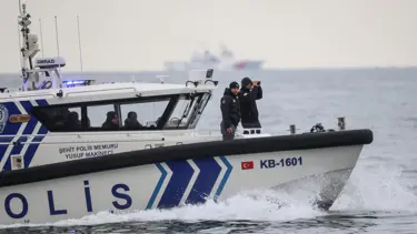 Marmara'da kayıp denizcileri arama çalışmaları: İmralı Adası açıklarında ceset bulundu