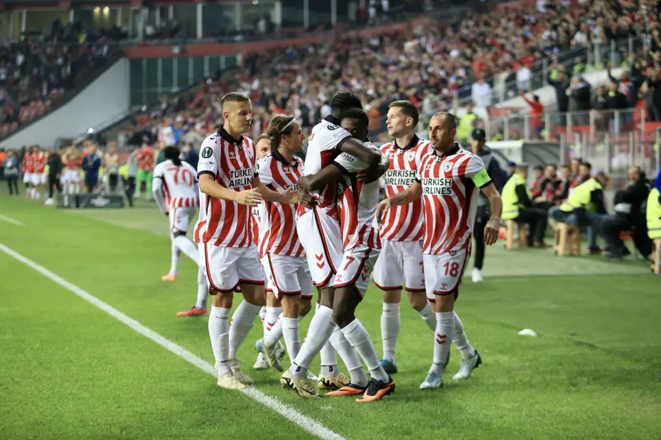 Samsunspor Avrupa'da 3'te 3 peşinde
