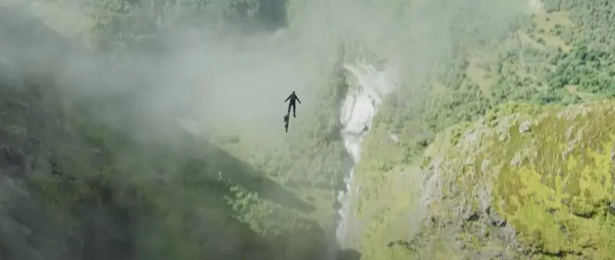 Tom Cruise Görevimiz Tehlike 7'deki "hayatının en tehlikeli" sahnesi hakkında konuştu 7