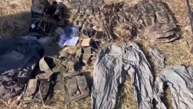 Pençe-Kilit Operasyonu bölgesinde teröristlere ait silah, mühimmat ve yaşam malzemesi ele geçirildi