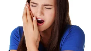 Tek taraflı yüz ağrısını ciddiye alın! (Trigeminal nevralji nedir?) Tek taraflı yüz ağrısını ciddiye alın! (Trigeminal nevralji nedir?)