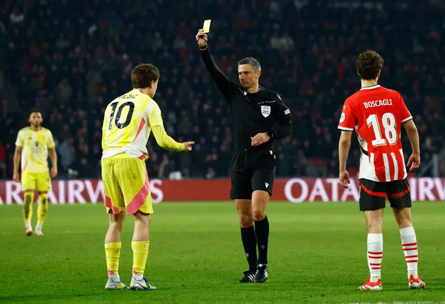 Derbide düdük çalacak Slavko Vincic'in yönettiği maçlar: Milli futbolcuya aldatmaya yönelik hareketten kart göstermişti 1