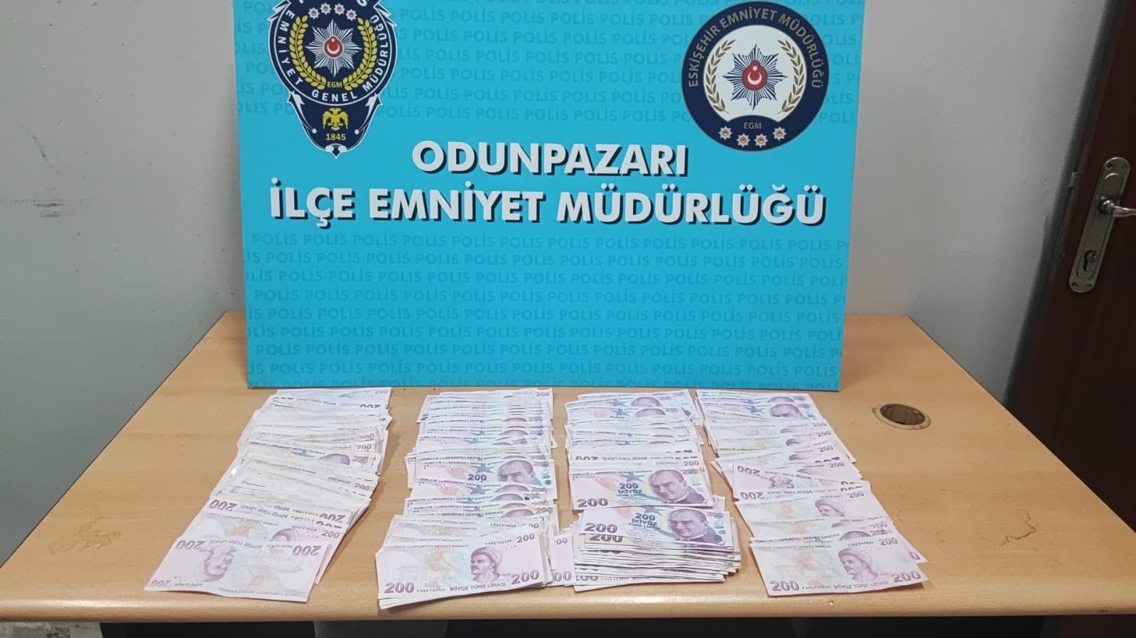 Eskişehir'de hırsızlık yapan 2 şüpheli yakalandı