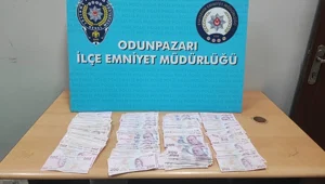 Eskişehir'de hırsızlık yapan 2 şüpheli yakalandı Eskişehir'de hırsızlık yapan 2 şüpheli yakalandı