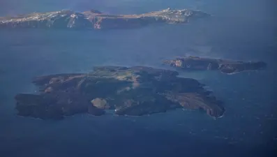 Santorini'deki volkan aktif hale geldi: İki senaryo üzerinde duruluyor