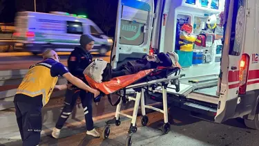 Kocaeli'de bariyere çarpan işçi servisindeki 5 kişi yaralandı