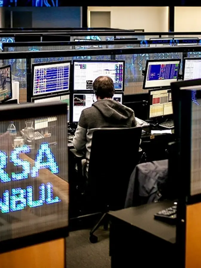 Borsa İstanbul'dan satıcılı açılış