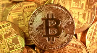 Bitcoin riskten besleniyor, 72 bin dolar aşıldı
