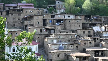 300 yıllık taş ve ahşap evler zamana direniyor