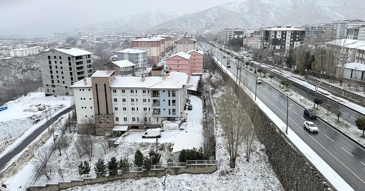 Bitlis’te okullar bir gün süreyle tatil edildi