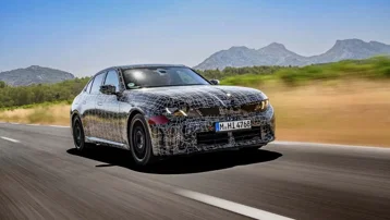 Yenilenen BMW 3 serisi daha güçlü bir motora kavuşuyor