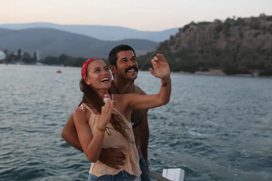 FAHRİYE EVCEN-BURAK ÖZÇİVİT 4 FAHRİYE EVCEN-BURAK ÖZÇİVİT 4