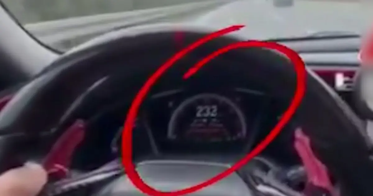 Otoyolda hız denemesi! Sosyal medyada paylaşınca yakalandı