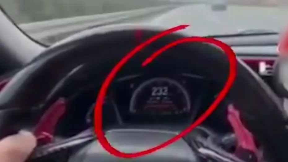 Otoyolda hız denemesi! Sosyal medyada paylaşınca yakalandı