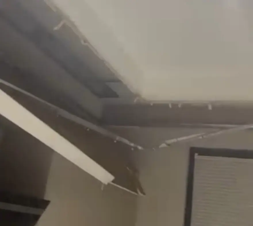 Bursa'da korkutan olay. Yeni binada mutfak tavanı çöktü 2