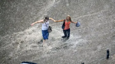 Sıcaklıklar birden düşecek, sağanak geliyor! (18 Mayıs 2022 hava durumu)