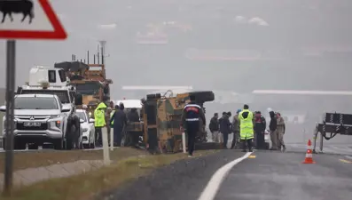 Diyarbakır'da askeri araç devrildi: 6 yaralı