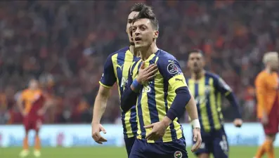 Medipol Başakşehir'den Mesut Özil göndermesi