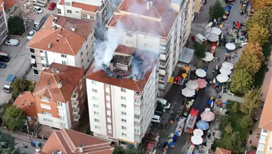 Eskişehir'de 7 katlı binada yangın