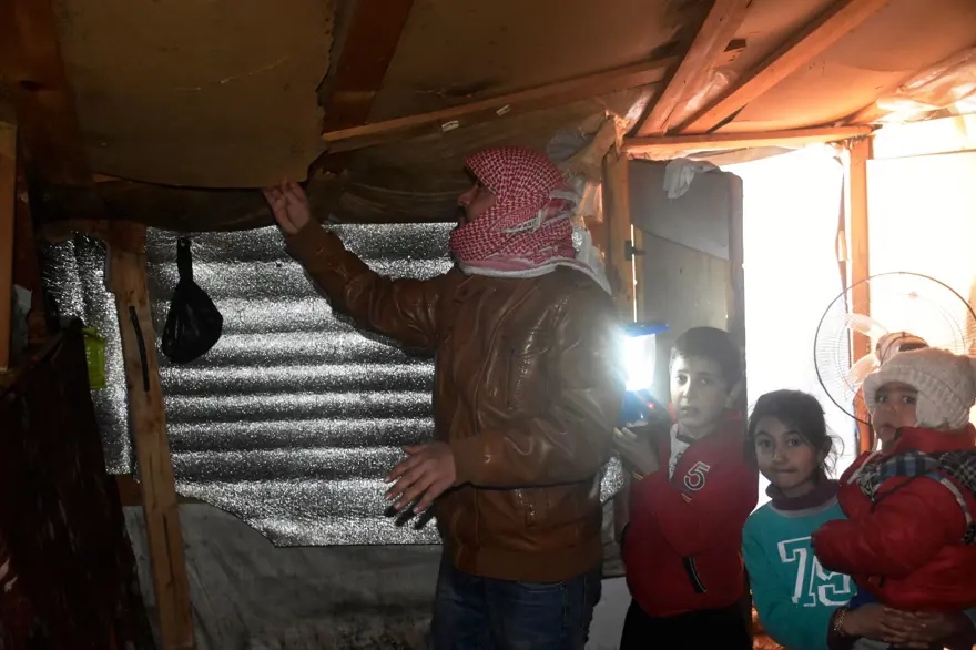 60 bin Suriyeli mülteci hayatta kalma mücadelesi veriyor 6