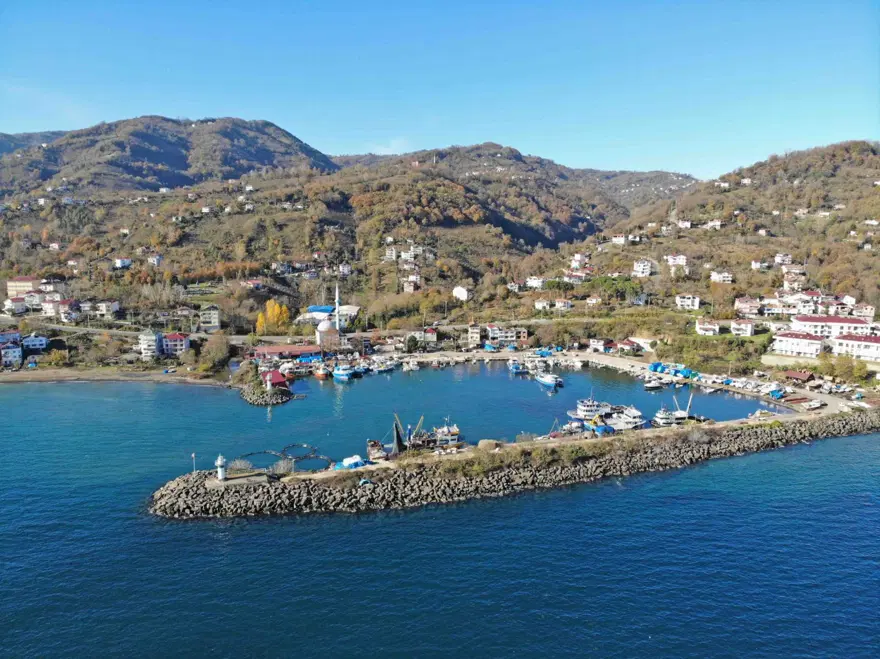 PERŞEMBE / ORDU 27 PERŞEMBE / ORDU 27