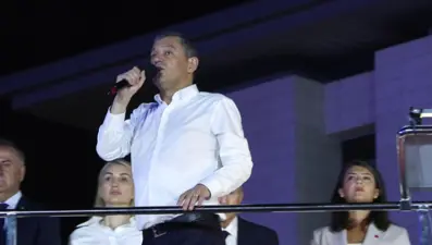 Özgür Özel, Zeytinburnu'nda konuştu