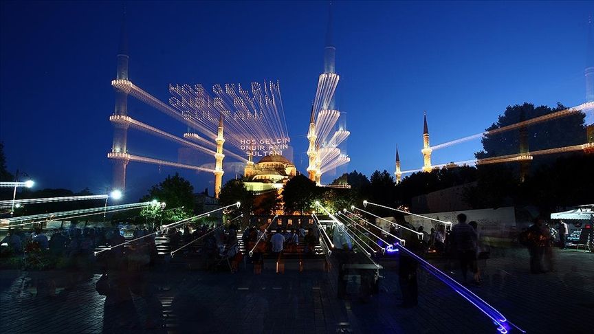 İL İL İFTAR SAATLERİ: 1 Mart 2025 Ramazan İmsakiyesi: İftara ne kadar kaldı? İstanbul, Ankara, İzmir ilk iftar vakitleri