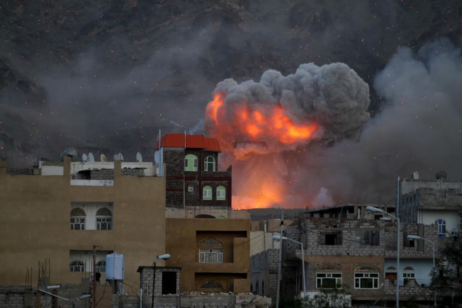 İsrail yeniden Yemen'e saldırdı