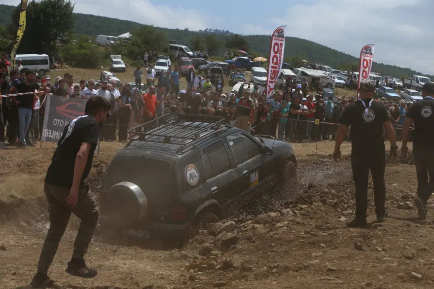 Yaylada off-road yarışlarına yoğun ilgi 1 Yaylada off-road yarışlarına yoğun ilgi 1