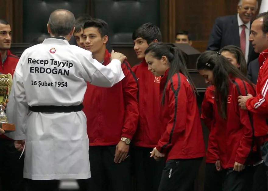 Erdoğan'a siyah kuşak 5 Erdoğan'a siyah kuşak 5