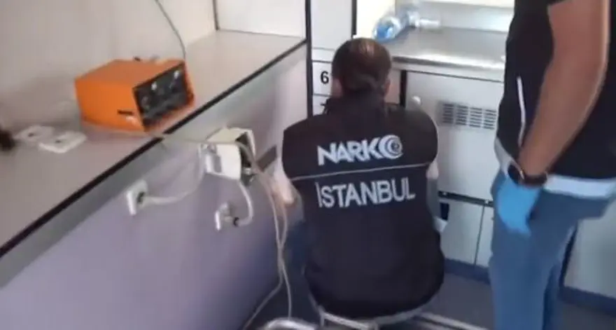 Bulgaristan’dan İstanbul’a gelen ambulansa uyuşturucu operasyonu 4