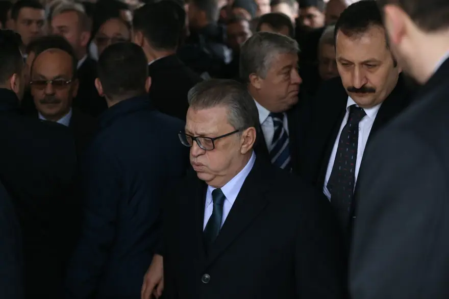 Yavuz Yılmaz son yolculuğuna uğurlandı 50 Yavuz Yılmaz son yolculuğuna uğurlandı 50