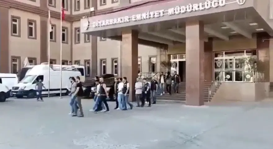 Yasa dışı bahisçetesine operasyon: 6 şüpheli tutuklandı 3