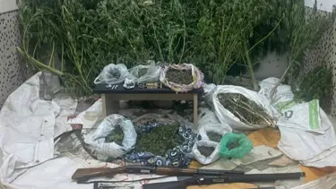 Denizli'de uyuşturucu operasyonu: 2 şüpheli tutuklandı