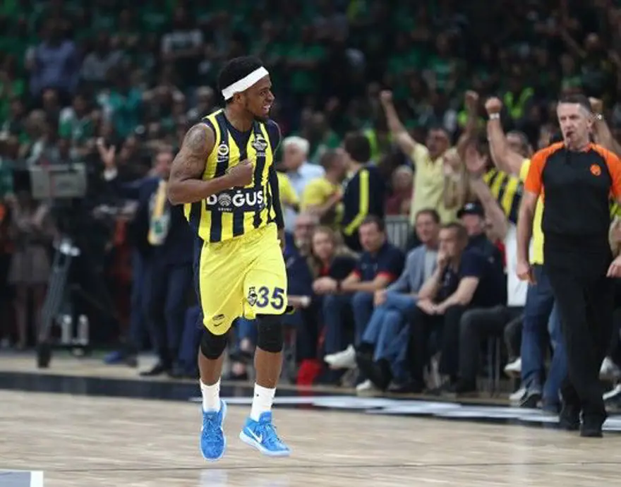 Fenerbahçe Doğuş finalde (Fenerbahçe Doğuş-Real Madrid) 16