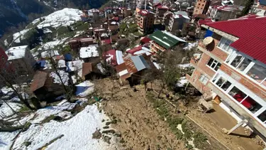 Rize'de heyelan: Tahliye edilen ev sayısı 16’ya çıktı