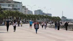 Maske takma zorunluluğu olan iller (Maskesiz sokağa çıkma yasağı olan iller) Maske takma zorunluluğu olan iller (Maskesiz sokağa çıkma yasağı olan iller)
