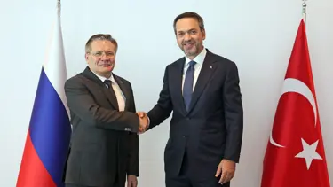 Bakan Bayraktar ve Rosatom'dan Akkuyu görüşmesi