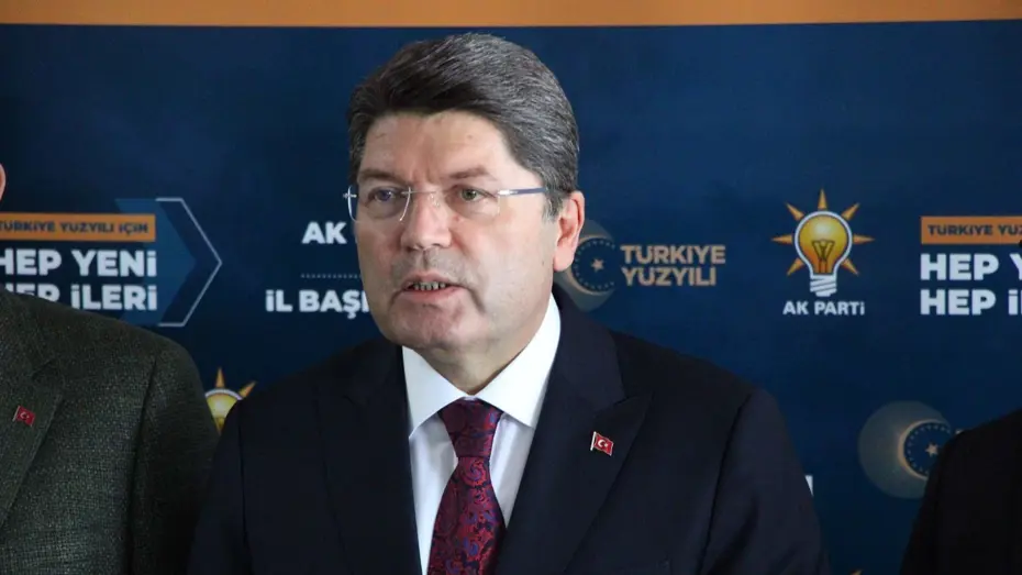 Yılmaz Tunç'tan muhalefete İBB soruşturması tepkisi. 