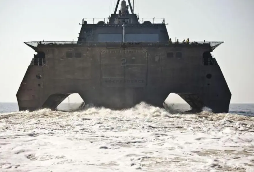 USS INDEPENDENCE 17