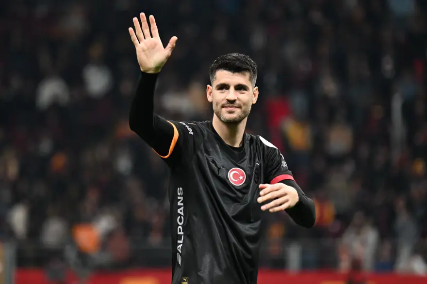 Fenerbahçe derbisi öncesi Galatasaray'a iki kötü haber 1