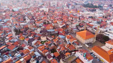 Burdur'da serada çalışırken bacağını çapa makinesine kaptırdı