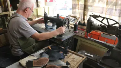 Malatyalı zanaatkar 55 yıldır baba mesleğini sürdürüyor