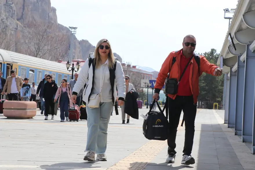 Trenlerle akın akın geliyorlar: Dokuz ayda 572 bin turist ziyaret etti 2