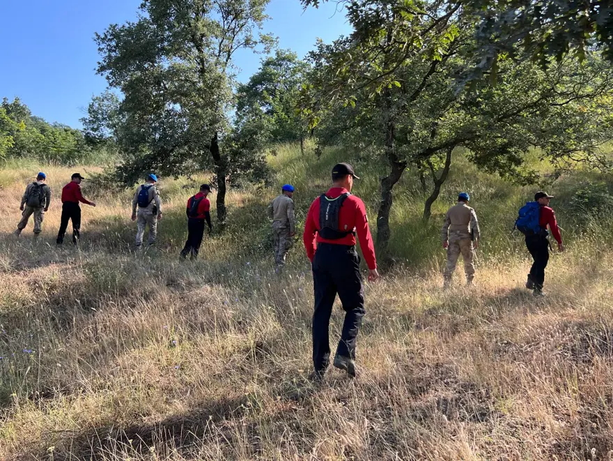 Korhan Berzeg’i arama çalışmaları 18’inci gününde | İHA’larve termal kameralı dronelar devrede 5 Korhan Berzeg’i arama çalışmaları 18’inci gününde | İHA’larve termal kameralı dronelar devrede 5